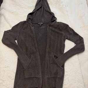 Cozy barefoot dreams Women's Hooded Sweater - Dark Gray